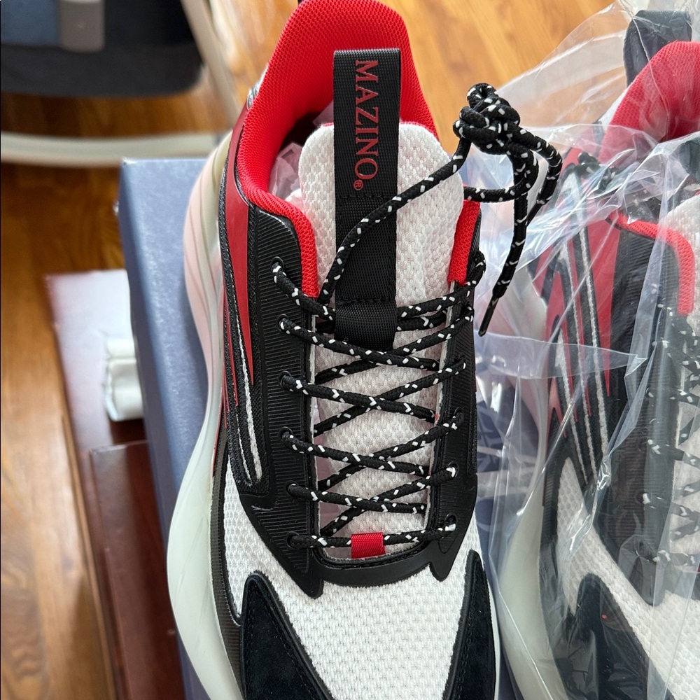 Mazino Men's Dynamic Red and Black Sneakers